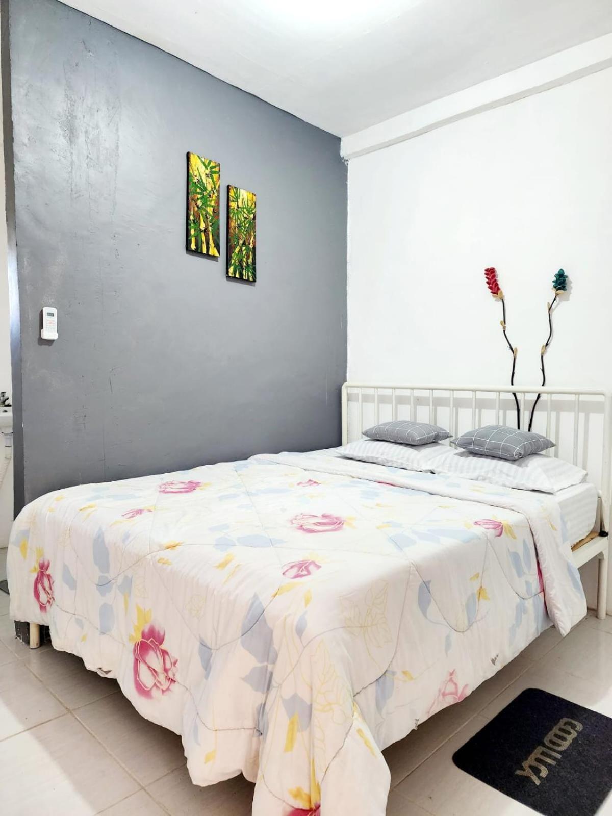 D'Flora Homestay Labuan Bajo Luaran gambar