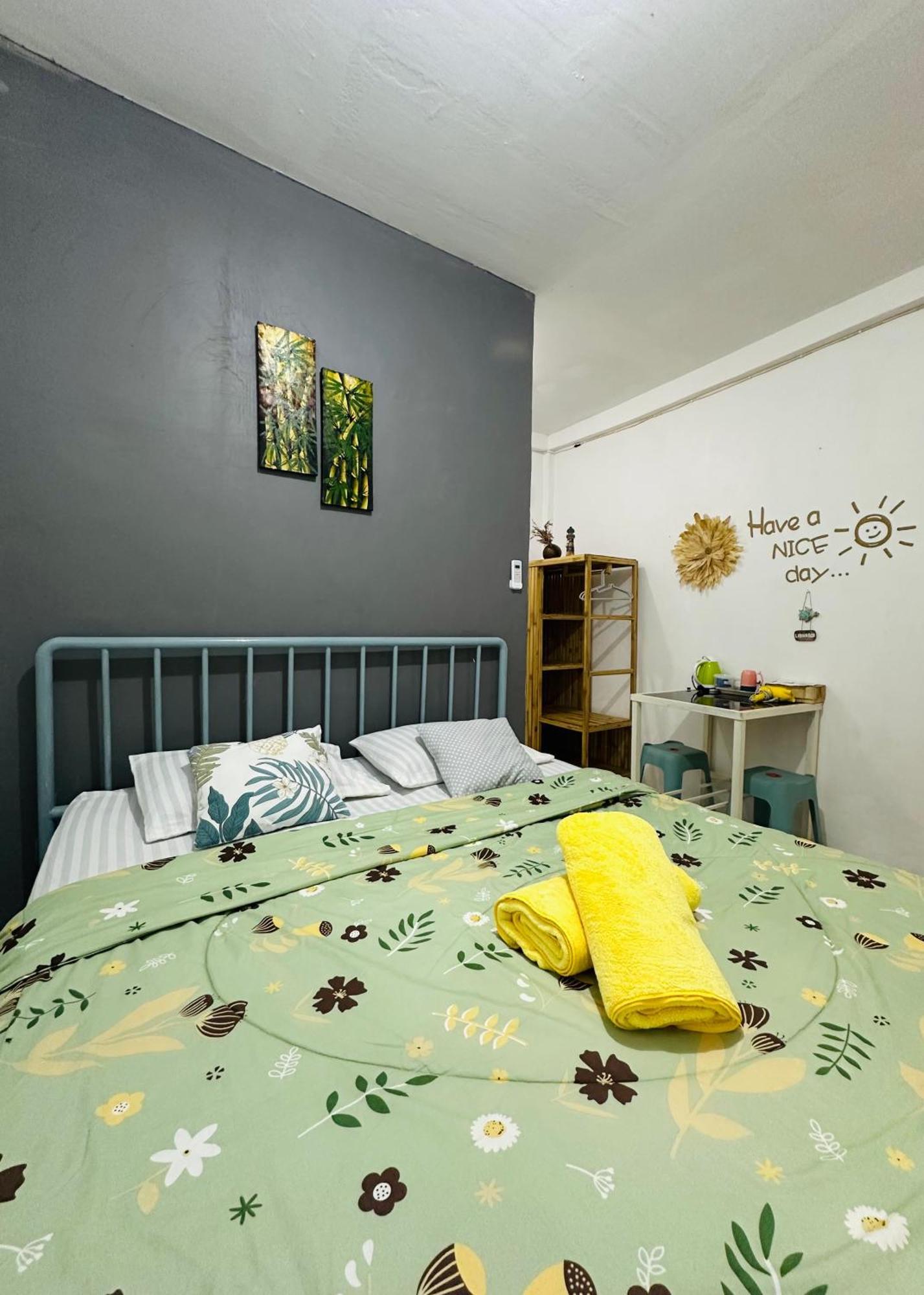 D'Flora Homestay Labuan Bajo Luaran gambar