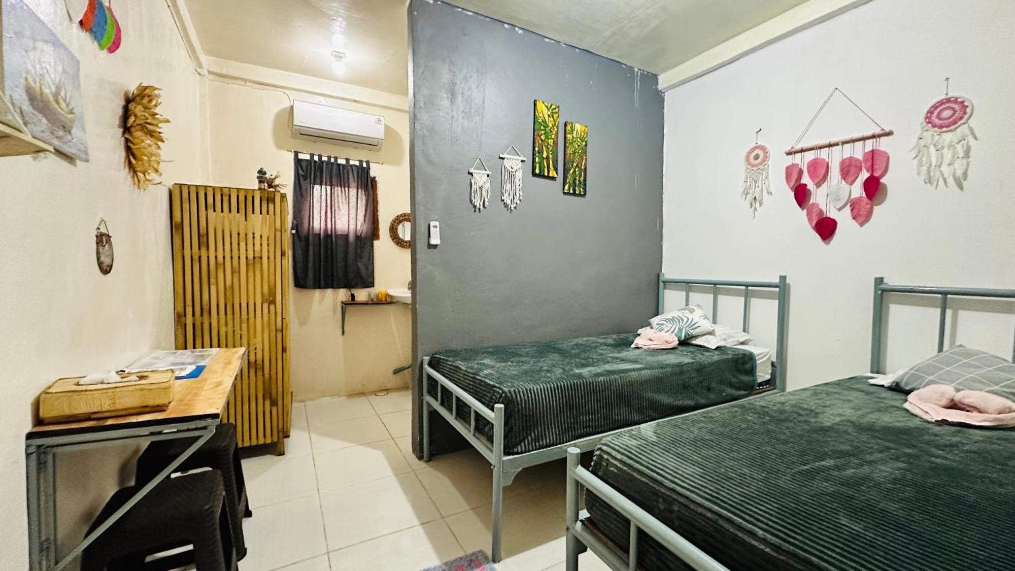 D'Flora Homestay Labuan Bajo Luaran gambar